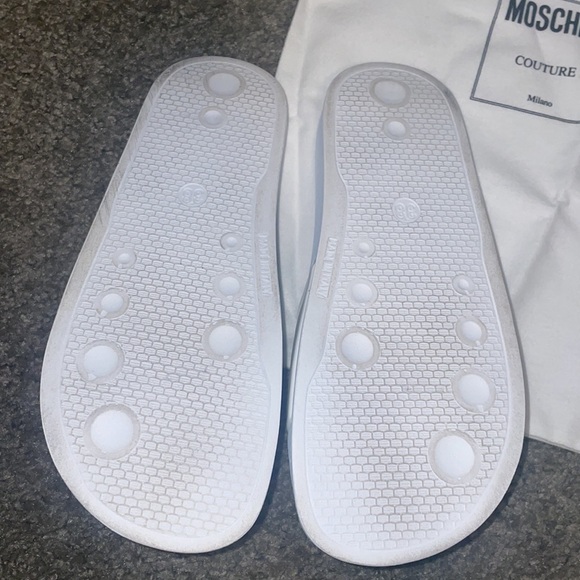 Moschino White Pool slides - Picture 4 of 8